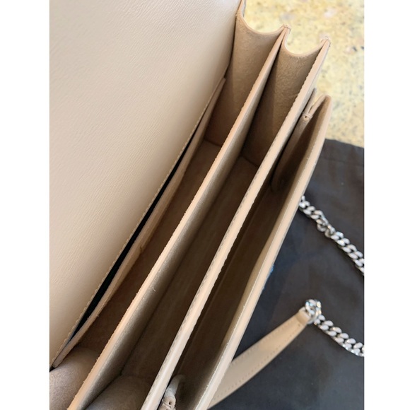 Saint Laurent Sunset Medium in Smooth Leather - Picture 6 of 8